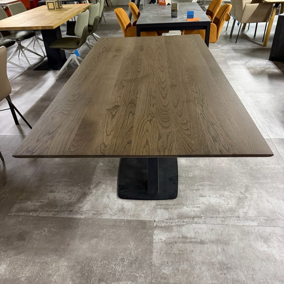 Image 1 of Table talk- Oxxi