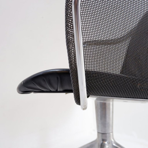 Fauteuil pivotant vintage italien « Iuta » par Antonio Citterio pour B&B Italia