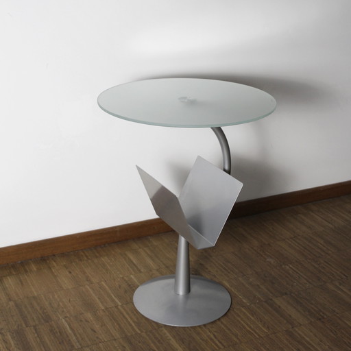 Design bijzettafel met lectuurbak – Minimalistisch/Jaren '90