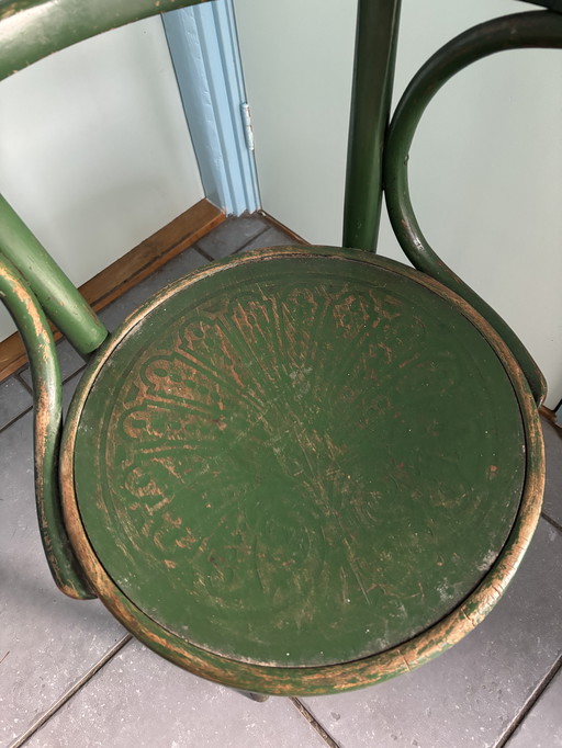 Antiek Cosmos Thonet stoeltje