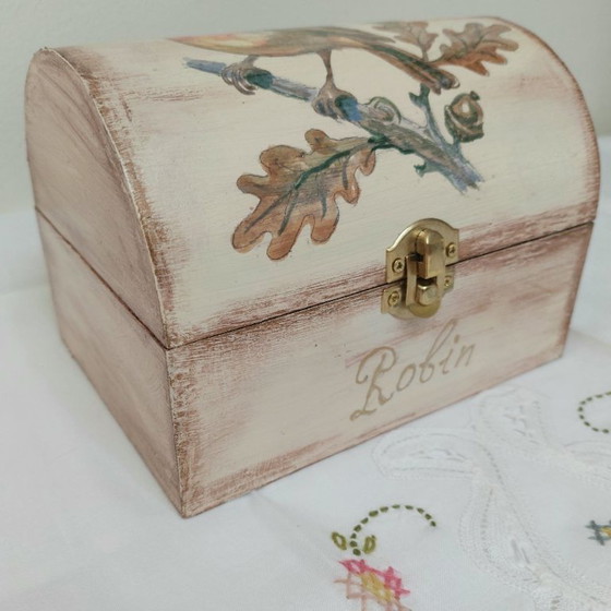 Image 1 of Portagioie in legno dipinto a mano con motivo pettirosso, scatola portagioie in stile vintage.