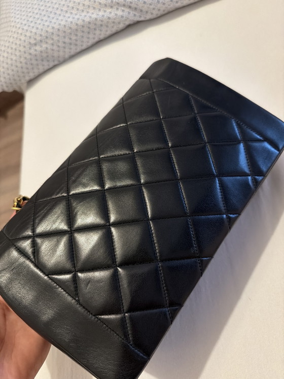 Chanel Diana Medium – Borse a tracolla, Lambskin (photo 15 of 15)