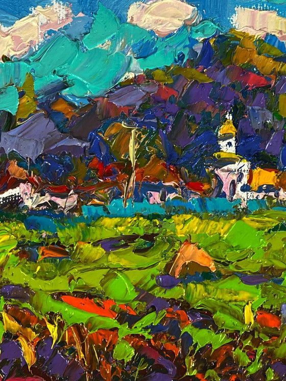 Image 1 of Peinture à l'huile originale représentant un paysage rural. Un village se dessine au loin.