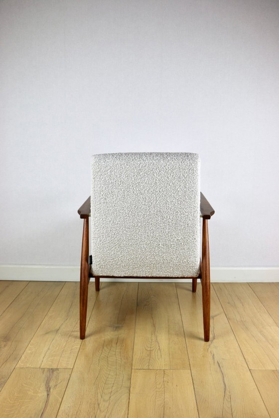 Image 1 of Fauteuil vintage en boucle blanc ivoire à motif renard, années 1970