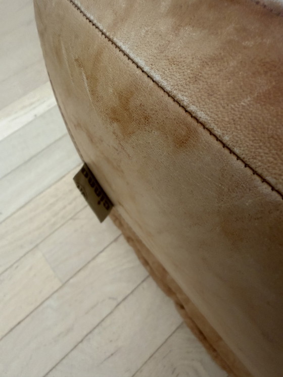 Pouf in pelle Cinna Gao – Leather (photo 4 of 5)