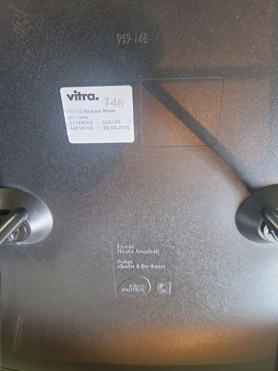 Image 1 of 4x Vitra Eames Dar Black