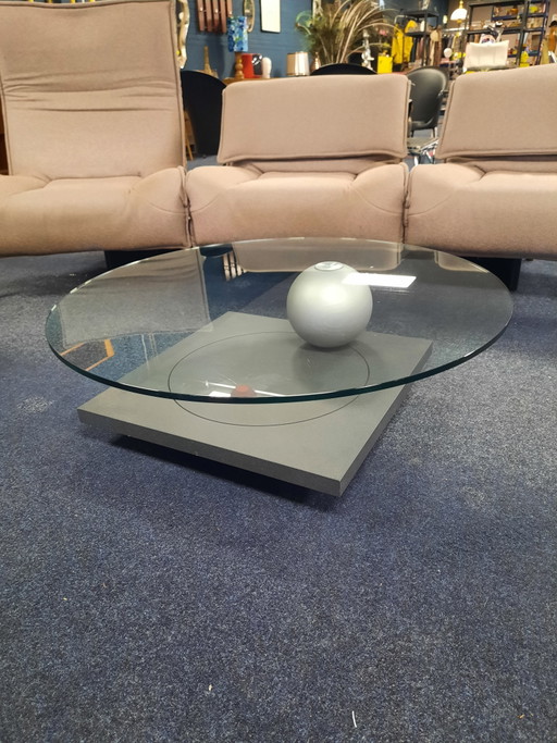 Iconische Ronald Schmitt K73 salontafel, Postmodern Duits design. – Aluminium, Wood (photo 2 of 7)