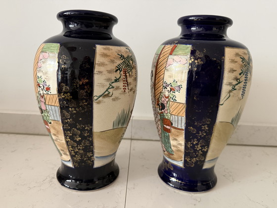 Image 1 of Decorative Japanese pair of vases in Satsuma style – mid 20th century