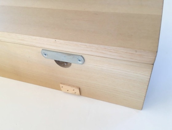 Image 1 of 'Die Collection' Wohnwand 8-teilig mit Vitrine, Schubladenkonsolen, Bücherborden in Esche natur Esche