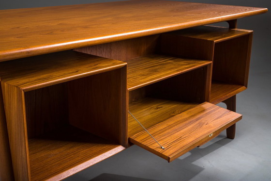 Image 1 of Scrivania modello 75 in teak di Omann Jun Møbelfabrik, anni '60