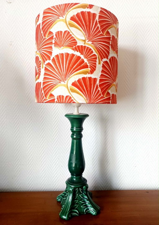 Vintage groene keramische lamp met op maat gemaakte lampenkap.