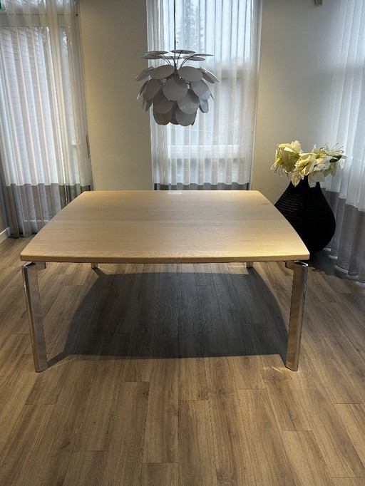 Leolux Dining table organic shape large