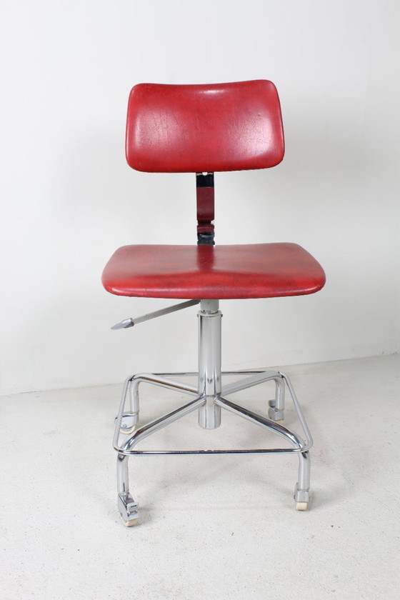 Image 1 of Red industrial vintage office chair