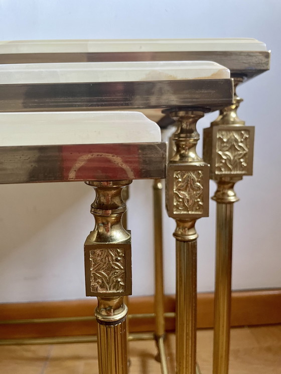 Image 1 of Vintage neoclassicistische set bijzettafels