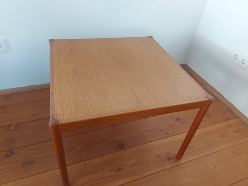 Vintage Sweden Scandinavian Design Teck Table carrée en bois