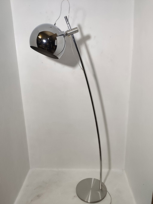 Lampe Hala 696