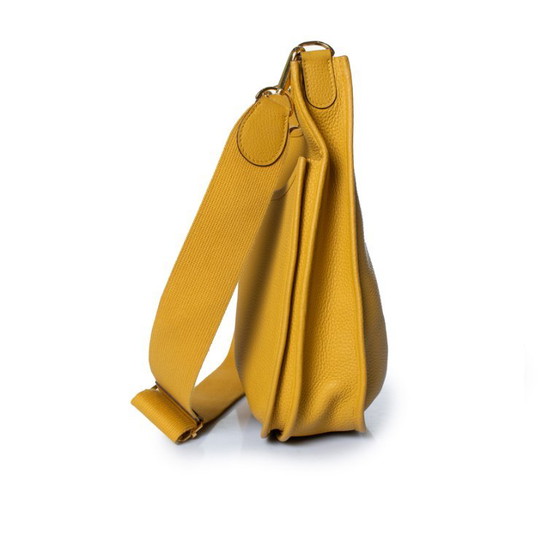 Hermes, Evelyne III Crossbody Bag in Yellow – Hermès, Lambskin (photo 4 of 9)