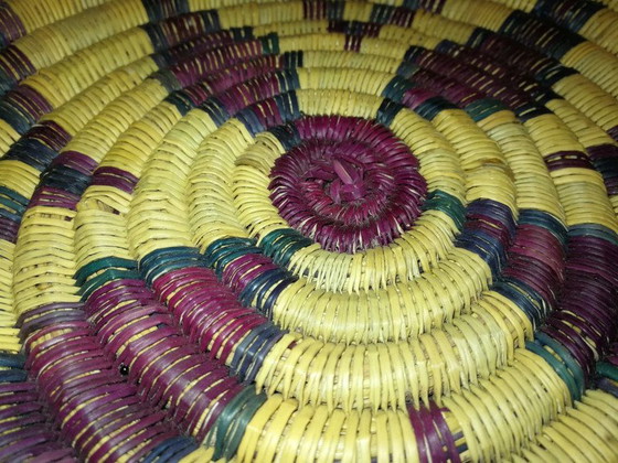 Image 1 of Vintage oosters geweven mand