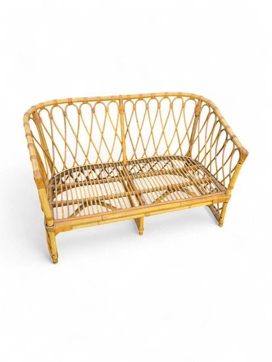 Vintage rattan sofa and side table – 2 seaters (photo 3 of 5)