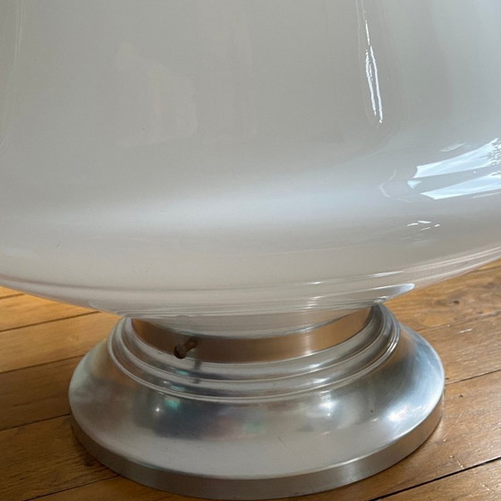 Image 1 of Lámpara de techo de globo de cristal opalino blanco de 30 cm de gran tamaño con base de montaje de aluminio