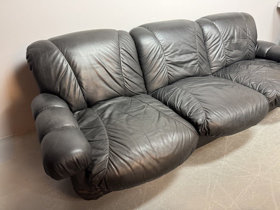 Image 1 of Beautiful Big Black Leather Postmodern Italian Design Space Age 3-Seat Lounge Sofa with Brass Buttons and Playful Cord Lacing