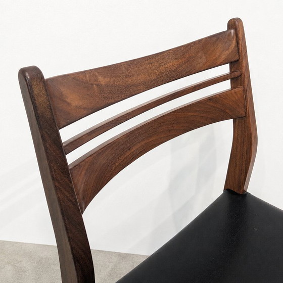 Image 1 of Set van zes Scandinavische vintage teakhouten stoelen uit de jaren 60.