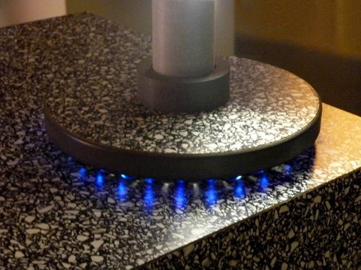 Rob Mentzen deposito luminoso