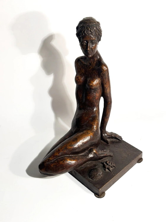 1920s Italian Bronze Sculpture of a Lady (photo 7 of 11)