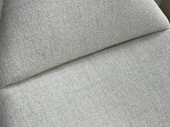 Image 1 of Artifort F510