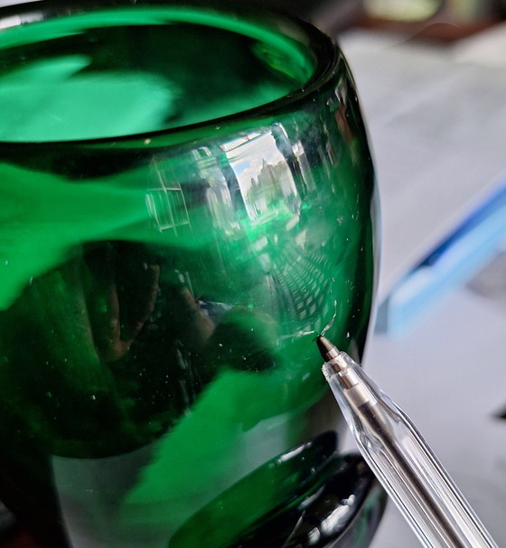 Max Verboeket Kristal Unie/Royal Leerdam Green Vase with Seal. – Glass (photo 9 of 9)