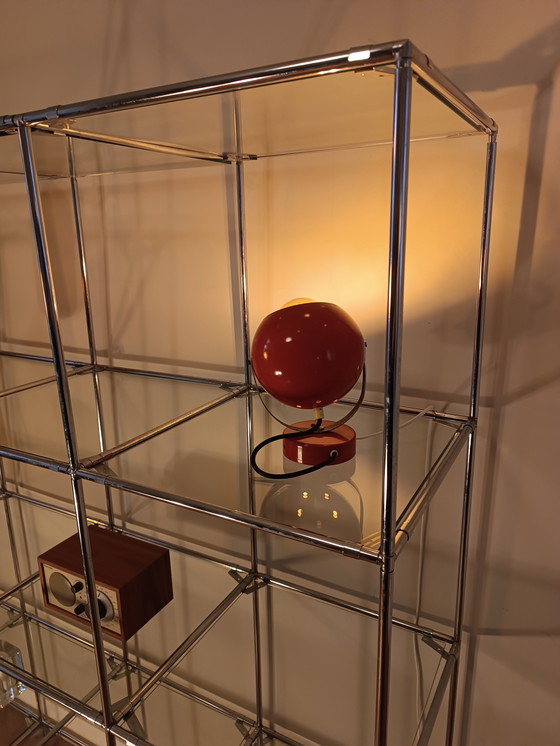 Image 1 of Vetrina vintage Poul Cadovius, vetro e cromo