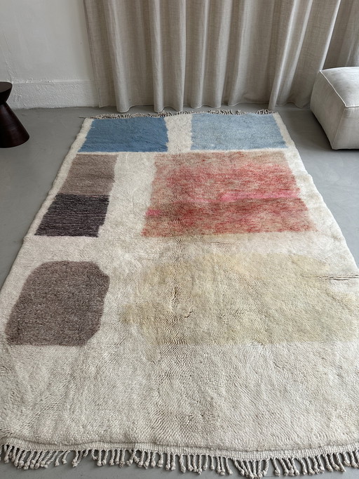 Unique tapis berbère design 