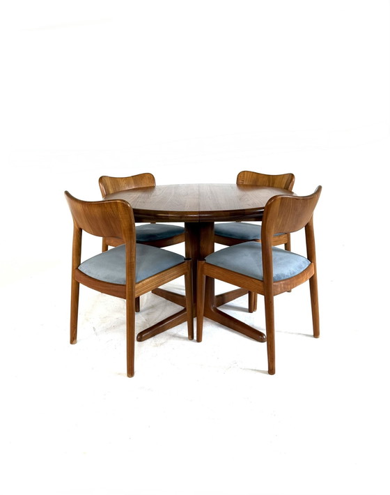 Image 1 of Vintage extendable Danish dining table, Glostrup Møbelfabrik '70