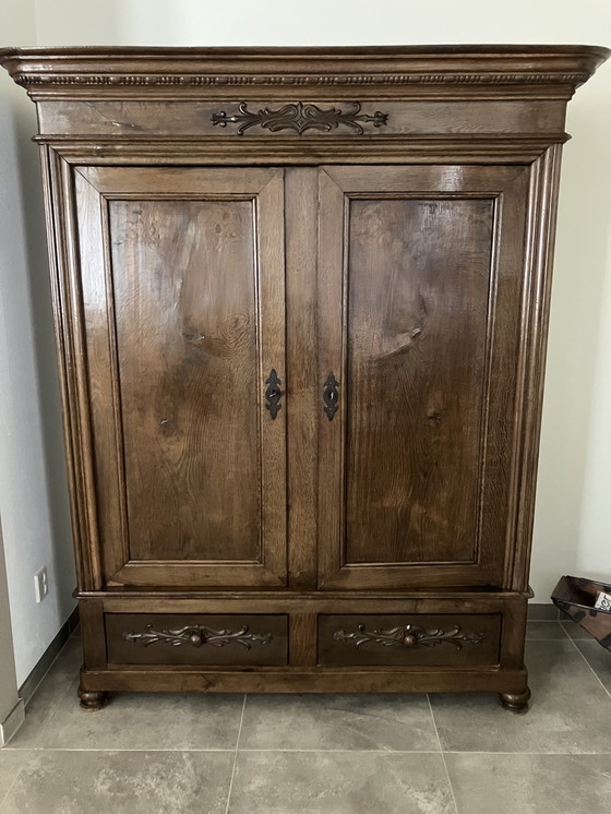 Image 1 of Antieke kast