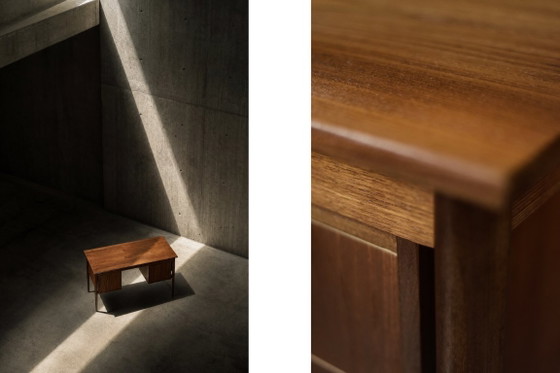Image 1 of Scrivania vintage in teak stile scandinavo moderno di metà secolo con cassetti, anni '60
