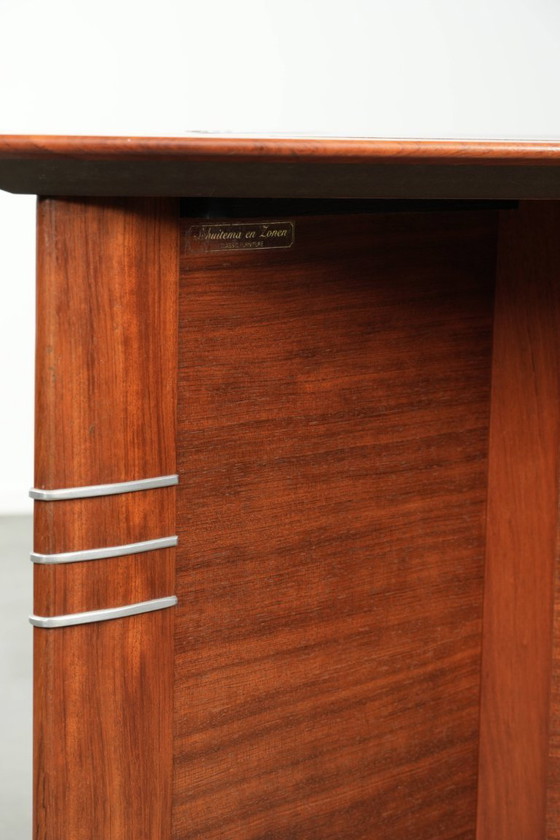 Image 1 of Luxury Art Deco design side/coffee table in a triangular shape by Schuitema