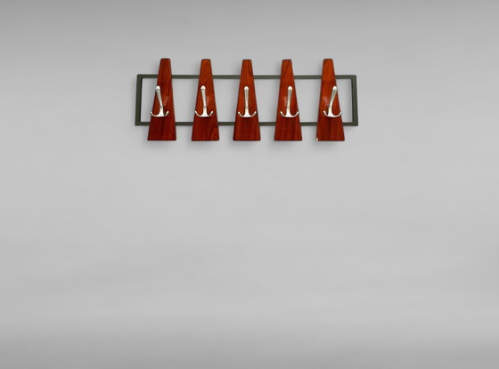 Image 1 of Appendiabiti vintage in legno di teak, anni '60, struttura in metallo palissandro, ganci cromati