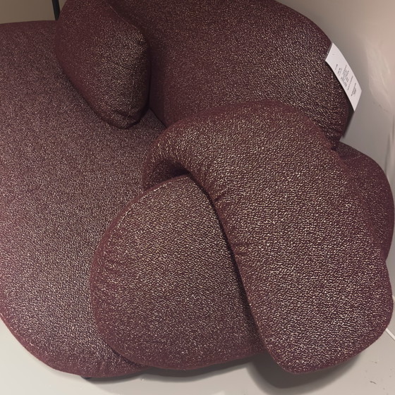 Image 1 of Leolux Pulla 2-zitsbank met poef