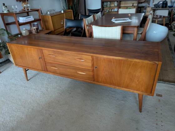 Image 1 of Vintage, midcentury sideboard/lowboard 