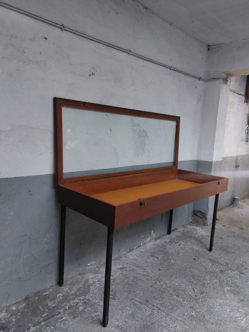 vintage display case