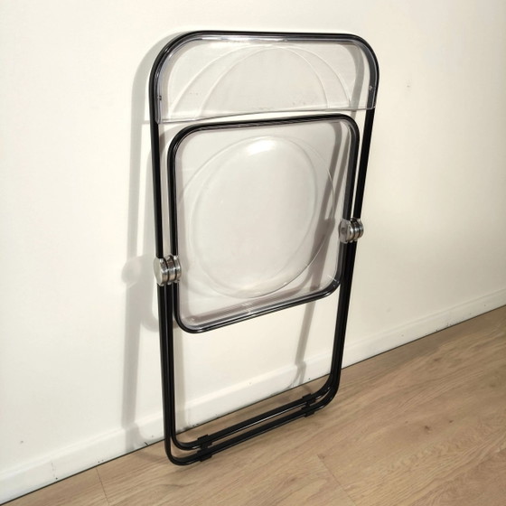 Lot de 4 chaises Plia de Giancarlo Piretti – Anonima Castelli – Chaises pliantes, Plexiglass, Metal (photo 10 of 12)