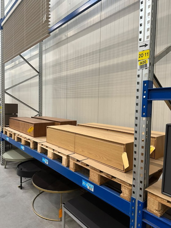 ZATERDAG 24 OKTOBER | DESIGN OUTLET | TAFELS 50-80% KORTING, Eettafels, Hout, Beige (foto 9 van 11)