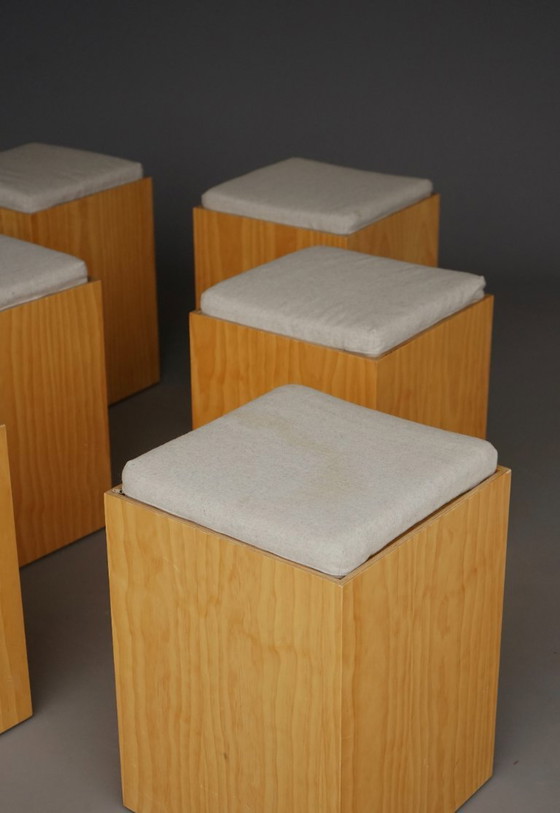 Image 1 of Sgabelli minimalisti in compensato con cuscini grigi, anni '90. Set di 6