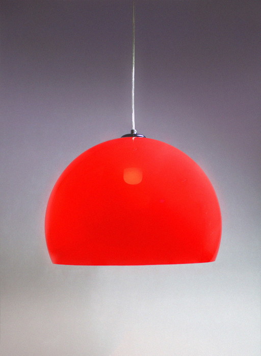 Lampada a sospensione in acrilico rosso ciliegia Space Age