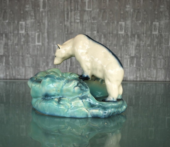 Image 1 of Bol Art Déco en forme d'ours polaire de Ditmar Urbach, sculpture en céramique tchécoslovaque des années 1930