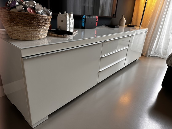 Mobili TV Ikea Besta Burs 180cm con piano in vetro – MDF, Alluminio (photo 2 of 5)