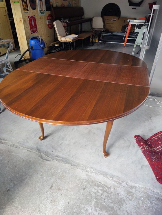 Image 1 of Victorian style dining table