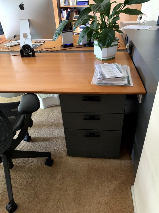 Image 1 of 2 scrivanie Cappellini