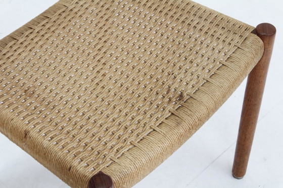 Image 1 of 5 x Vintage Deense eetkamer stoelen Niels Otto Moller model 84 papercord