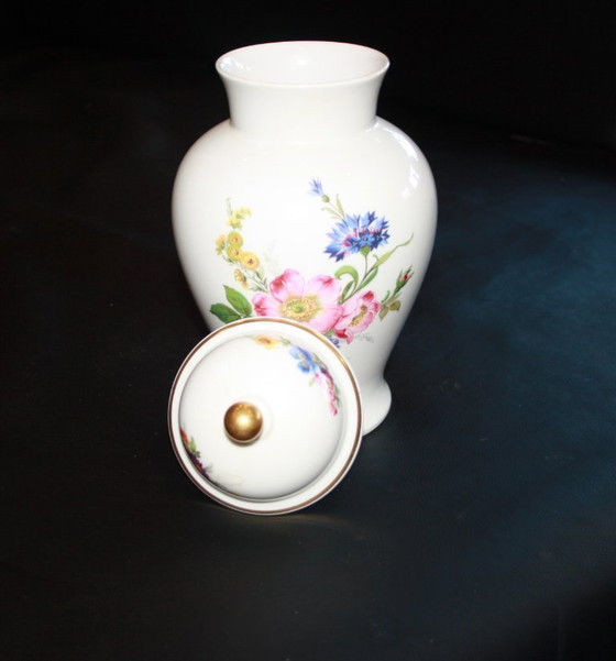Image 1 of Fine floor vase by Kaiser Porzellan Porcelana with lid - hand-painted - top condition